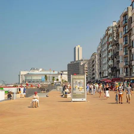 펜션 In With Stunning Sea Views