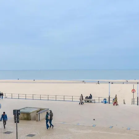 In With Stunning Sea Views Semesterbostad *